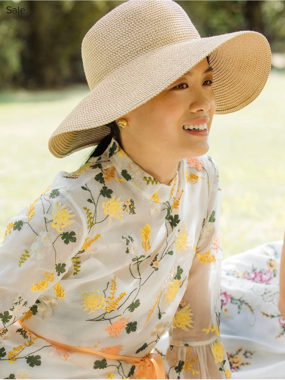 Eric Javits Hampton Packable Sun Hat in Cream - Picture 5 of 8